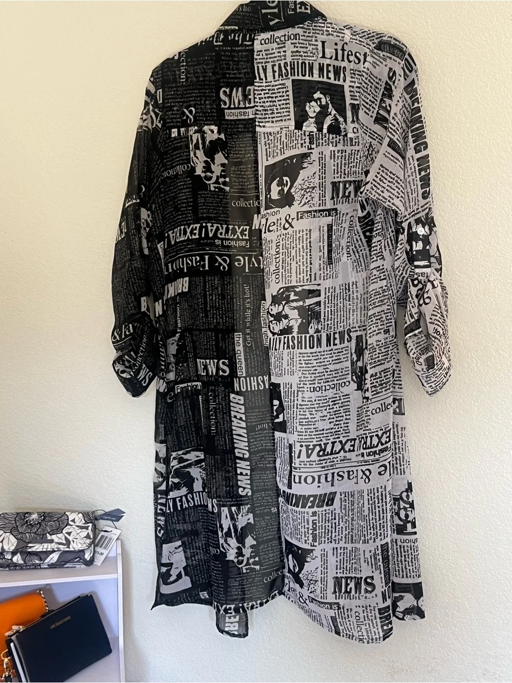 Black and White Newspaper Print Top- Long - Picture 2 of 3
